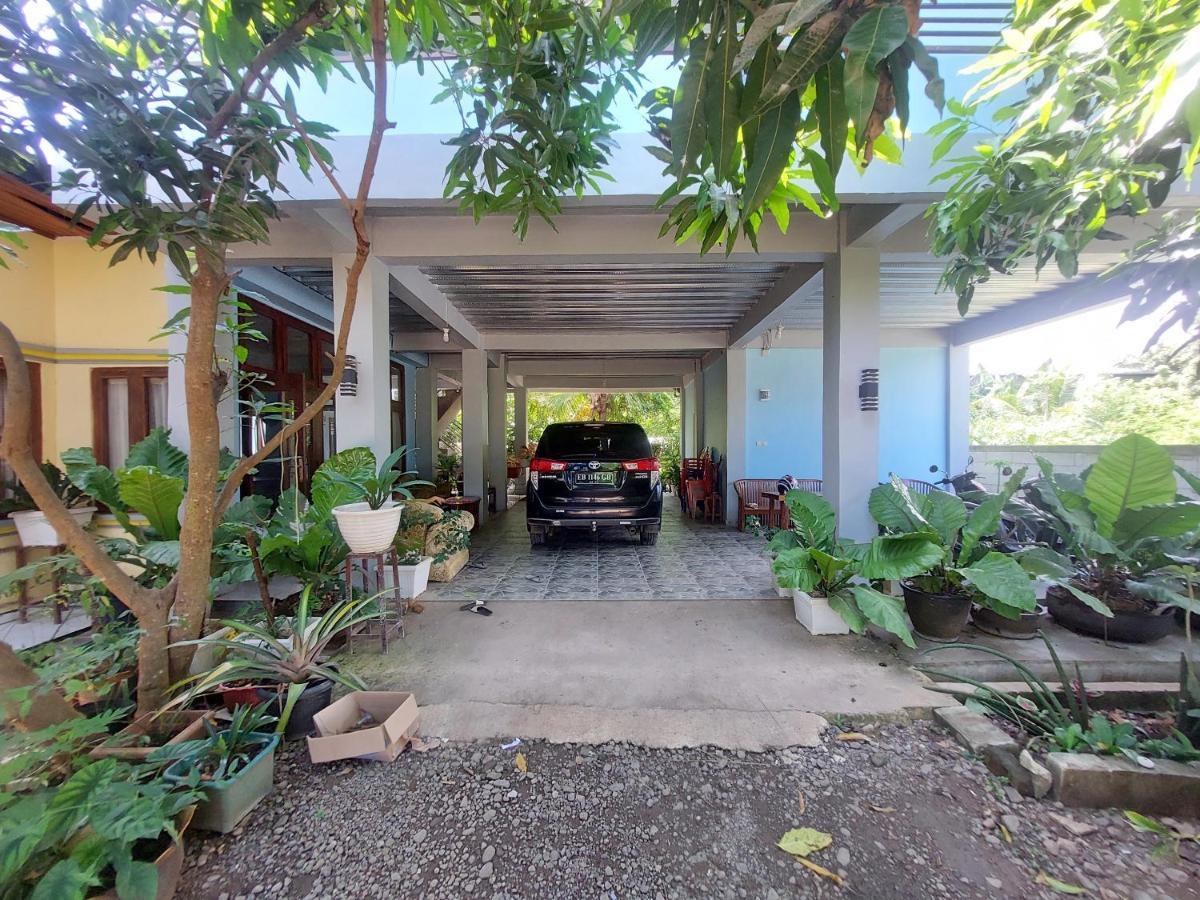 D'Ru Guest House Labuan Bajo Exteriör bild